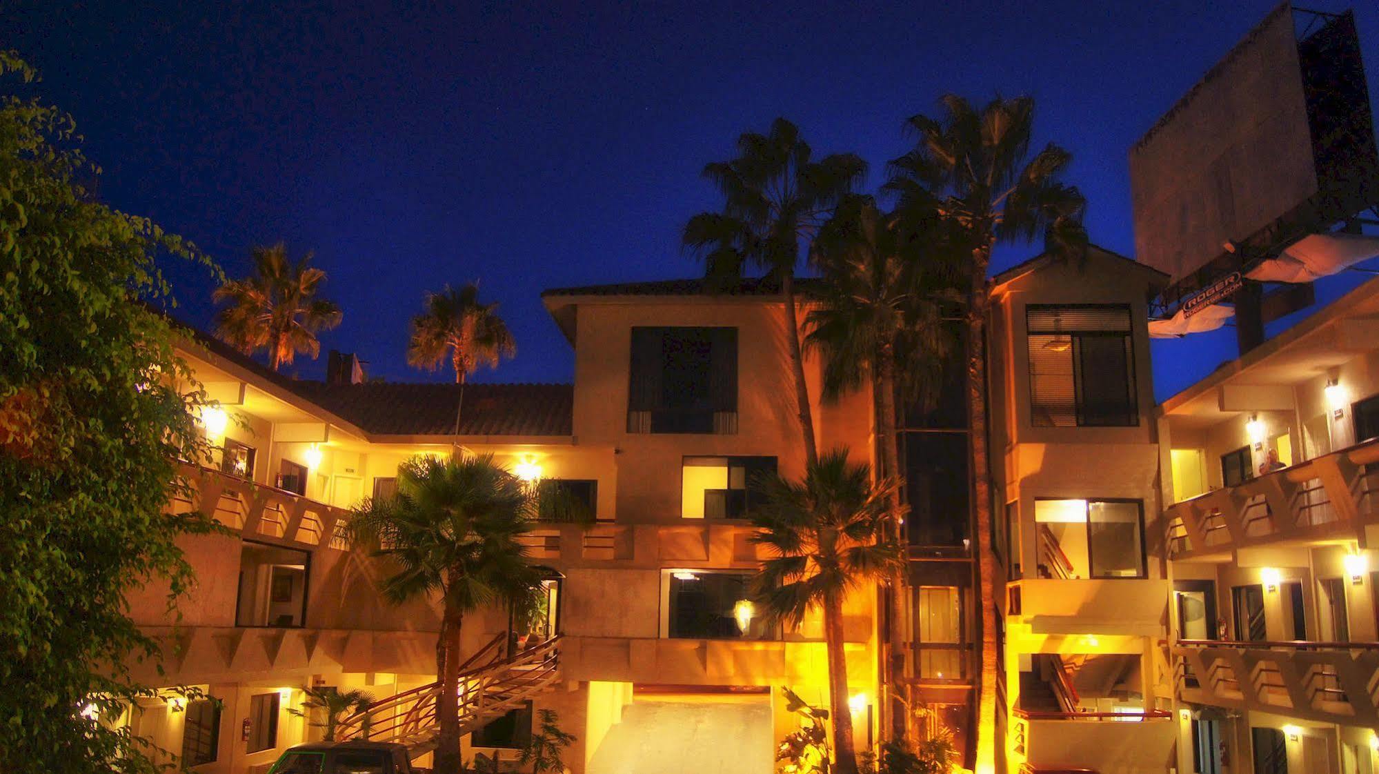 Hotel Frontiere Tijuana Exterior photo